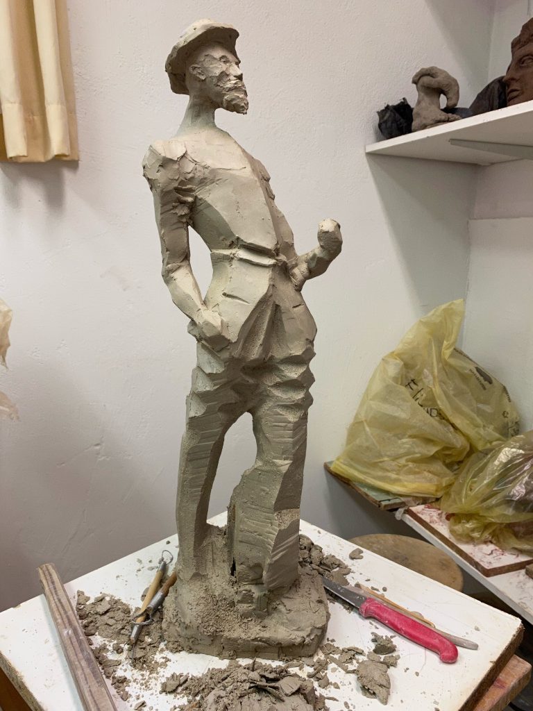 Sculpture de Don Qhichotte en cours de travail