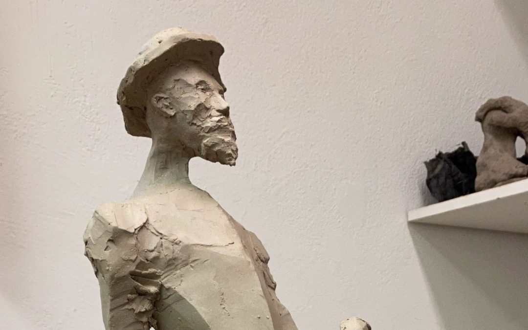 Sculpture de Don Qhichotte en cours de travail
